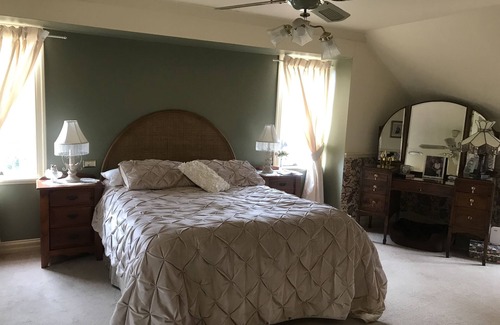 Mount Rankin Casa | Charming Accomadation $190 x 2 guests in Queen room & ensuite & balconey