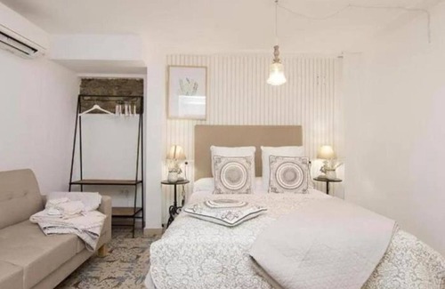 Centro - Sagrario Apartamento | Charming accommodation in Granada