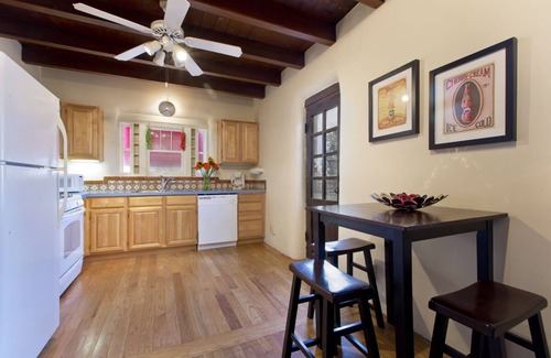 Downtown Santa Fe Casa | Adobe encanto Casita - Paseo de la Plaza y Canyon!