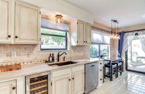 Northeast Heights Casa | Charming Albuquerque Townhouse ~13 Mi to Downtown