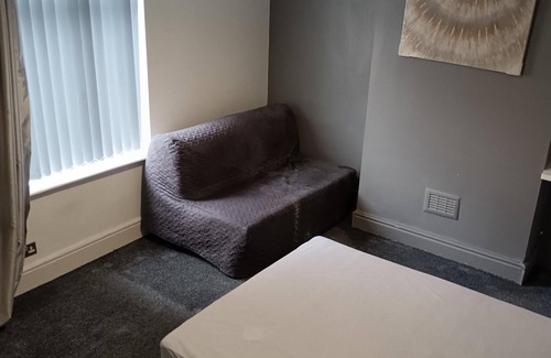 Warrington Casa | Charming Algernon House in Warrington