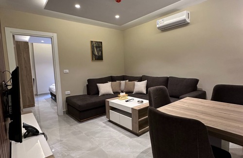 Al Swaifyeh Apartamento | Charming Amman Apartment with Terrace and Garden