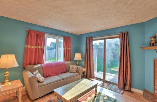 Turnagain Casa | Charming Anchorage Home with Grill and Deck!