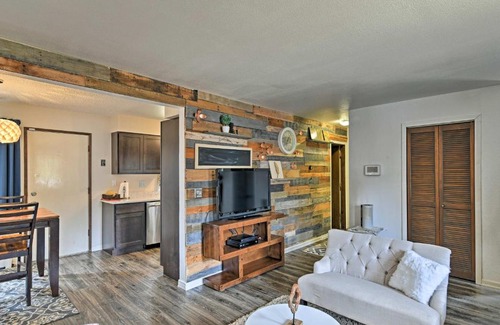 Northeast Anchorage Casa | Charming Anchorage Townhome with Furnished Patio!
