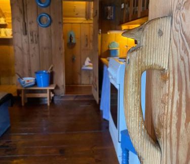 Kvivik Casa | Charming and Authentic Heritage Retreat in Kvívík - right next to the river