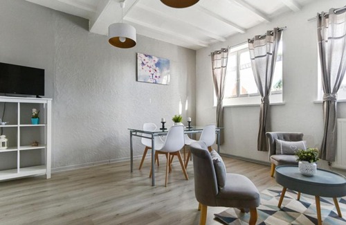 Bethune Apartamento | Charming and calm flat with parking at the heart of Béthune - Welkeys
