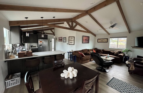 Baywood Park Casa | Charming and comfortable 2-bedroom house in Baywood/Los Osos with WiFi