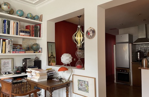 Quartier de la Folie-Mericourt Apartamento | Charming and comfortable apartment