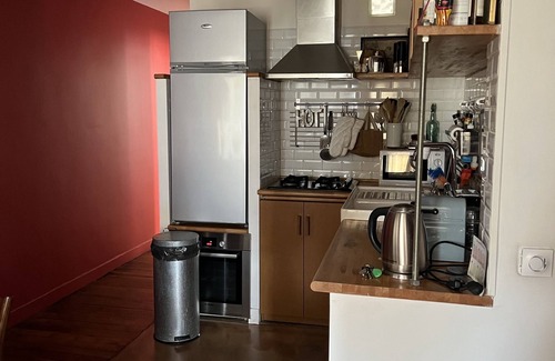 Quartier de la Folie-Mericourt Apartamento | Charming and comfortable apartment