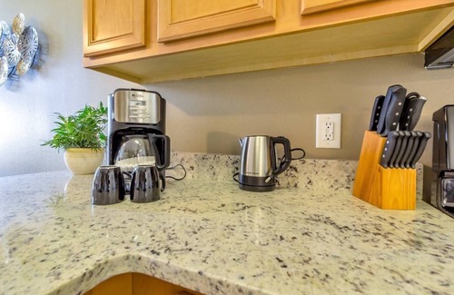 Loughman Cabaña | Charming and Comfy Villa. CDC Cleaning Standards, Peaceful Resort #4326