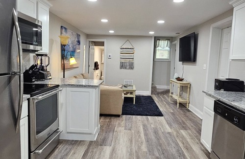 Marlton Apartamento | Charming and cozy 2-bed home in Evesham with everything needed for your stay.