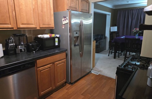 Payne - Phalen Casa | Charming and Cozy 4-bedroom house in delightful Saint Paul, MN