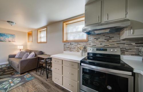 Bozeman Apartamento | Charming and cozy downtown Bozeman 1 bedroom condo Walk to dinner and drinks