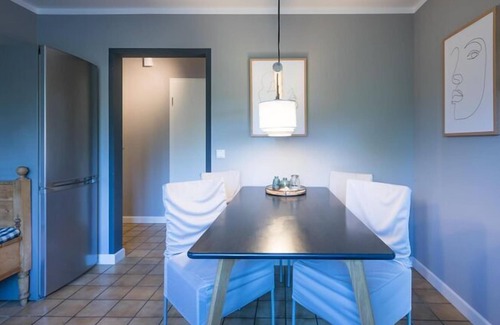 Aventoft Apartamento | Encantadora y acogedora casa de vacaciones con chimenea.
