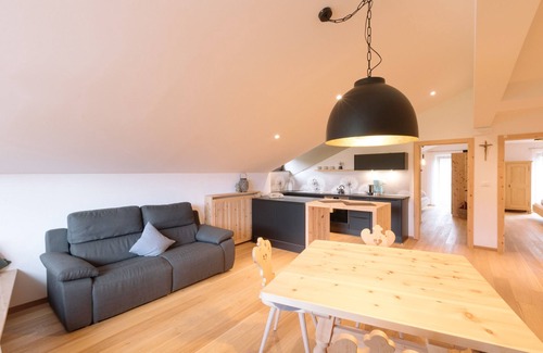 Aldino Apartamento | Casa de vacaciones " Sea Wieserhof" con vistas a la montaña, balcón, jardín compartido y Wi-Fi