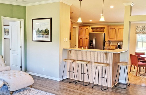 Myakka City Casa | Charming and peaceful country home on 5 acres. Welcome to paradise!