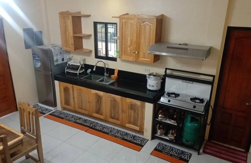 Mati Casa | Charming and Relaxing 7-Bed House in Mati City,