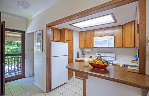 Wainiha Condominio | Charming and Romantic Beachfront Escape with Excellent Onsite Amenities