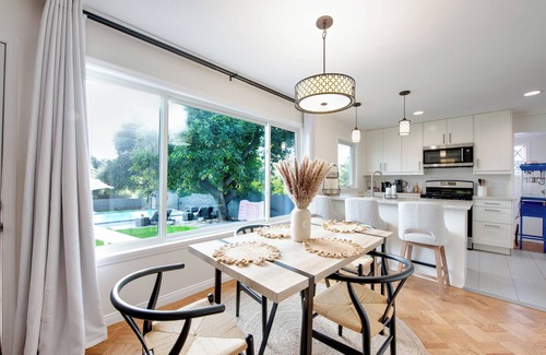 Altadena Casa | Charming and Serene 2-bedroom house with AC and WiFi in Altadena
