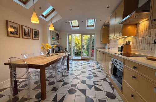 Cambridge Cabaña | Charming and spacious period cottage in central Cambridge