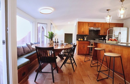 Waitsfield Casa | Charming and spacious 5BR located in the heart of Waitsfield. Close to amenities