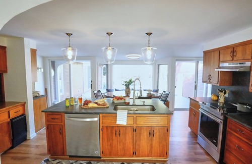 Waitsfield Casa | Charming and spacious 5BR located in the heart of Waitsfield. Close to amenities