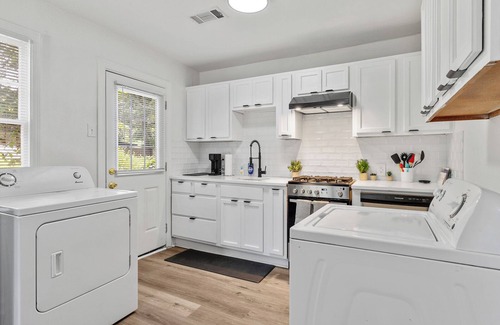 Hillcrest Casa | Charming and Stylish 2BR Home in Hillcrest