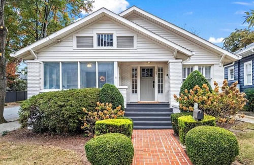 Virginia Highland Casa | Charming and Walkable in Virginia Highland!