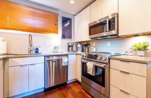 Eastport Condominio | Charming Annapolis Waterfront Condo