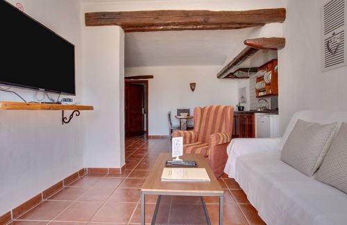 La Asomada Apartamento | Encantador apartamento "2" con terraza, piscina comunitaria y Wi-Fi