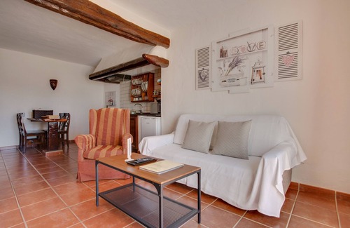 La Asomada Apartamento | Encantador apartamento "2" con terraza, piscina comunitaria y Wi-Fi