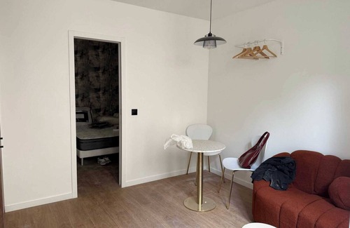 Montreuil Apartamento | Charming Apartment - 2BR - 4P - Montreuil