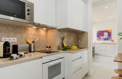 Penha de Franca Apartamento | Charming Apartment for a Great Stay in Lisbon