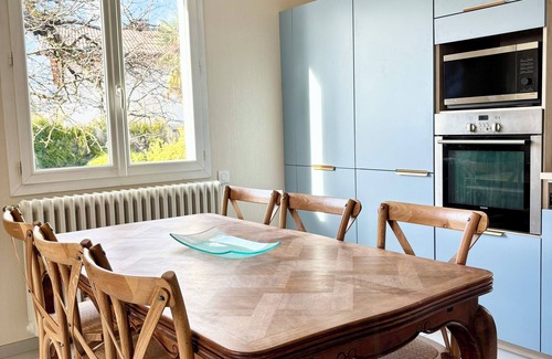 Albertville Apartamento | Charming apartment in house