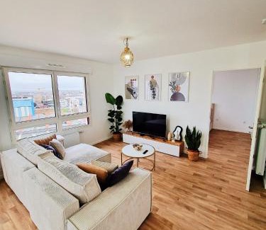 Ivry-port Apartamento | CHARMING APARTMENT WITH PANORAMIC SEINE RIVER & EIFFEL TOWER VIEWs