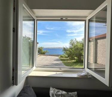 Baric Draga Apartamento | Charming Apartment in Lukovo ugarje with Mountain Views