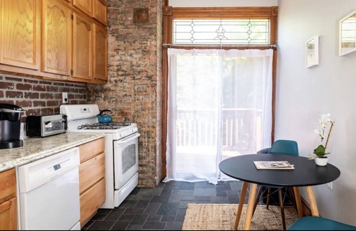 Highlands Apartamento | Charming Apartment in the highlands 2bd/1bth