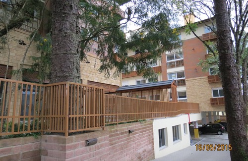 Centro Apartamento | Encajar frente a la catedral de piedra