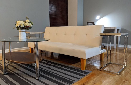 Midtown Crossing Condominio | Apartamento con Encanto en Midtown Omaha