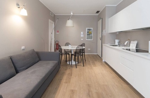Guastalla Apartamento | Charming Apartment in Milan's Heart