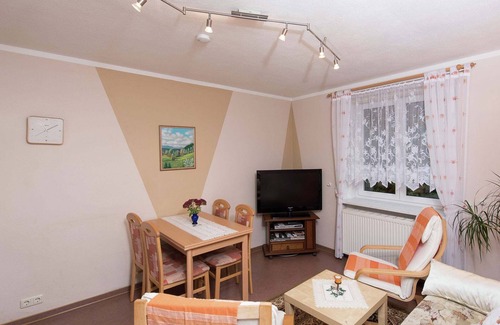 Pockau-Lengefeld Apartamento | Apartmentin con encanto Pockau con piscina