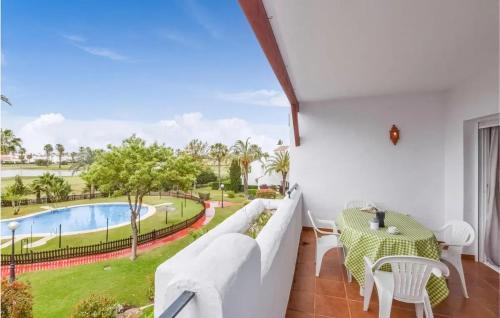 Rota Apartamento | Charming Apartment in Rota with Garden and Lake Views, 81 m²