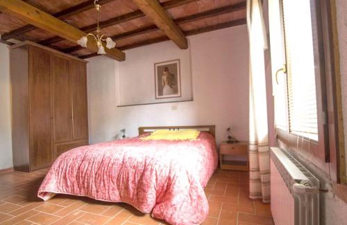 Massa Marittima Apartamento | Charming Apartment in Massa Marittima with shared pool.