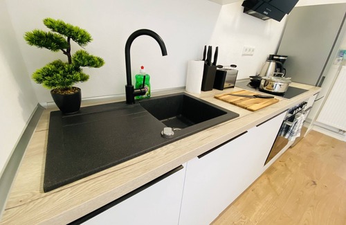 Geseke Apartamento | Charming Apartment l 4 Beds l 2 Bedrooms l Wi-fi