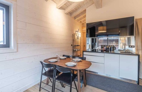La Perriere Apartamento | Encantador apartamento para 4 personas al pie de las pistas en Courchevel