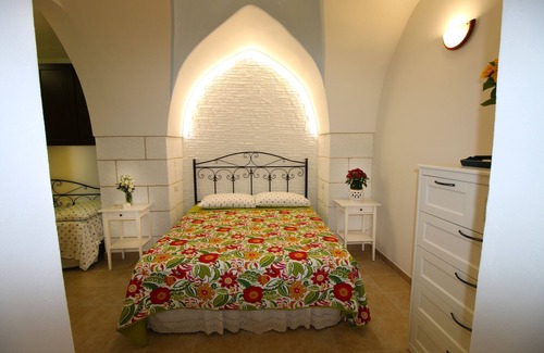 Posto Rosso Apartamento | APARTAMENTO CON ENCANTO EN SALENTO A 100 M. DEL MAR ENTRE GALLIPOLI Y LEUCA
