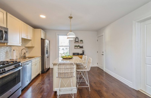 Spring Lake Heights Apartamento | Charming apartment in the most beautiful NJ shore town, tranquil Spring Lake.