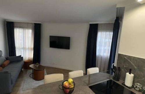 Parc-Nord Apartamento | Charming apartment with terrace, near Paris