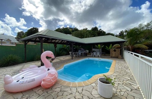 Le Robert Apartamento | Charming apartment with swimming pool