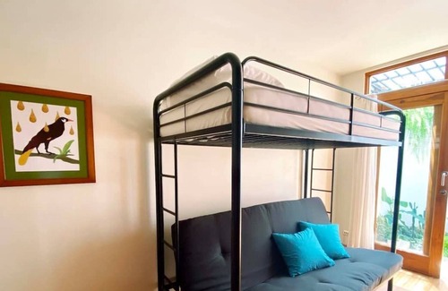 Barrio Escalante Condominio | Charming apartment with art in Bº Escalante!